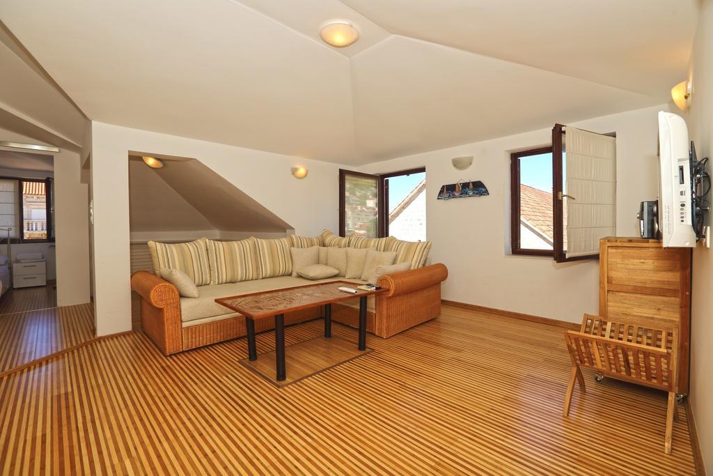 Apartment Plaza 흐바르 객실 사진